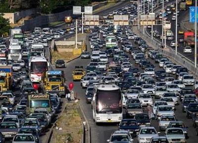 افزایش تردد خودرو در جاده ها ، هشت جاده مسدود است