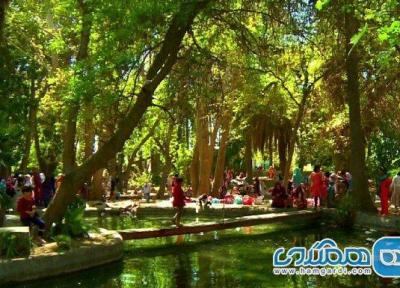 باغ عمران یکی از برترین تفرجگاه های کهگیلویه و بویراحمد به شمار می رود